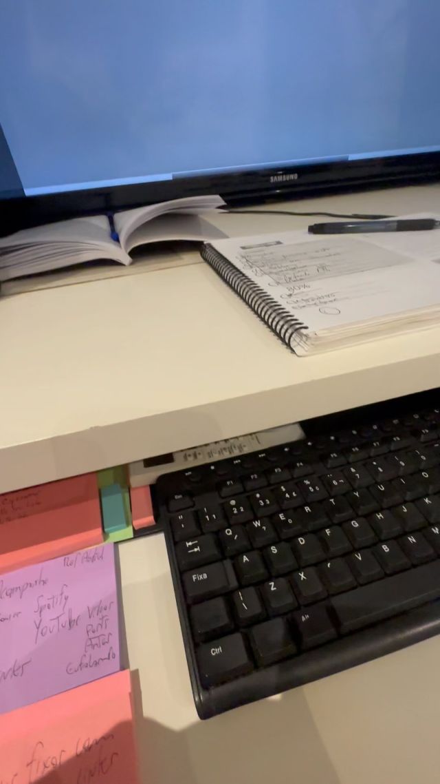 Gravando vozes com Bia e Jean! Que Deus possa cada vez mais fluir através do Espírito Santo tudo aquilo que Ele já tem colocado em vocês! 
Deus seja louvado pela vida de vocês!
Casal abençoado!